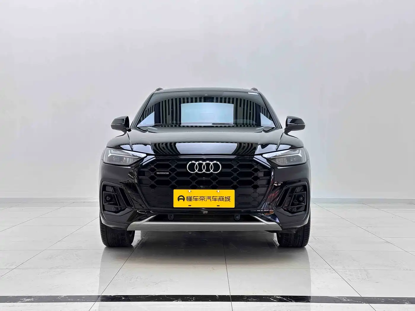 Audi Q5L 2023 40T Luxury Dynamic фото 2