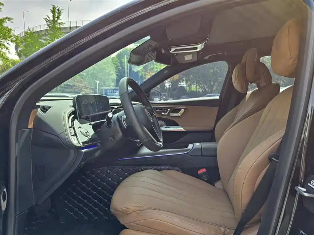Mercedes-Benz E-Class 2024 Model E 300 L Luxury фото 17