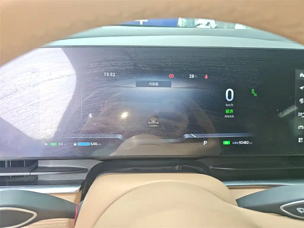 Voyah Auto Voyah Dreamer 2022 Low-carbon Dream+Smart Package фото 8
