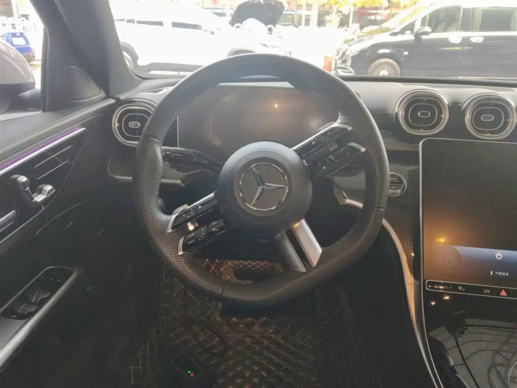 Mercedes-Benz C-Class 2024 Facelift C 260 L Sport фото 7