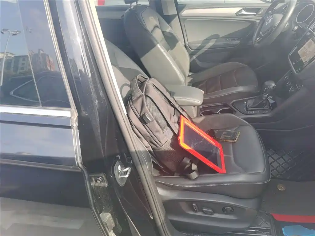 Volkswagen Tiguan L 2021 330TSI Automatic 2WD Smart фото 16