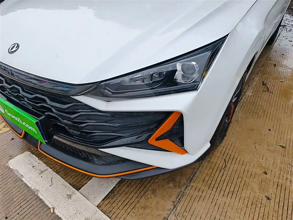 DONGFENG FENGSHEN YI HYUN