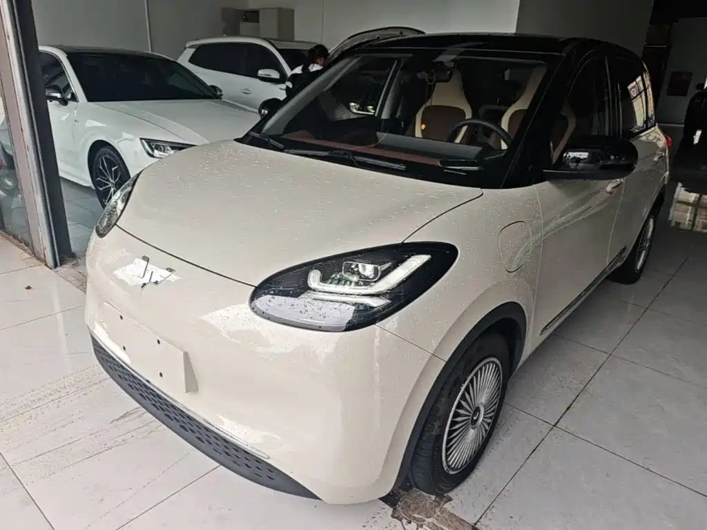 Wuling Motors Wuling Bingo 2023 — пригон из Китая