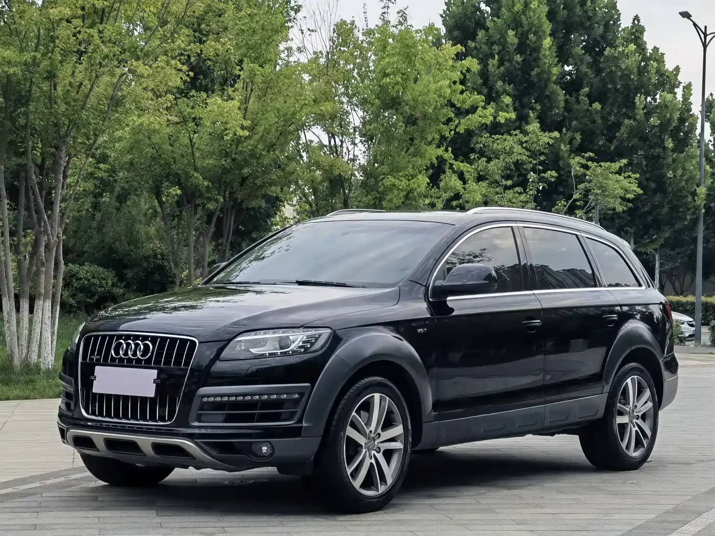 Фото 1 - Audi Q7
