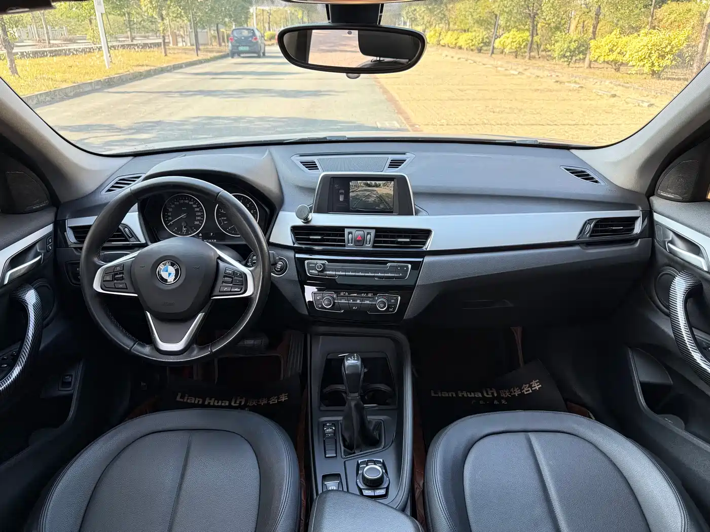 BMW X1 2018 sDrive20Li Leading Model фото 18