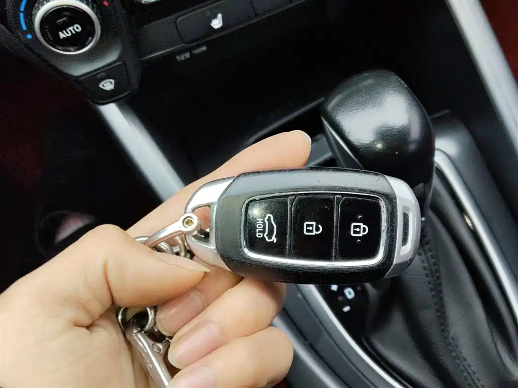 Hyundai Fista 2019 280TGDi Smart Speed Edition China VI фото 16