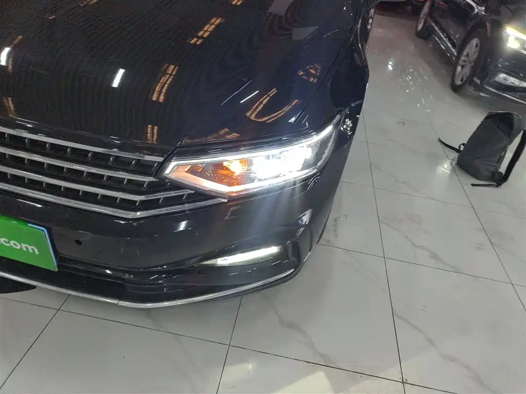 Volkswagen Magotan 2025 Popular Edition 280TSI DSG Comfort фото 18