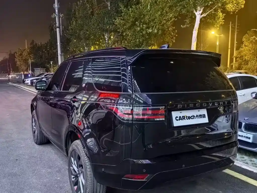 Land Rover Discovery 2019 2.0T SE фото 3