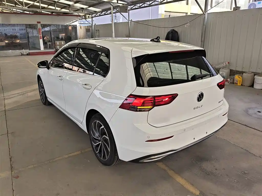 Volkswagen Golf 2021 280TSI DSG Pro фото 23