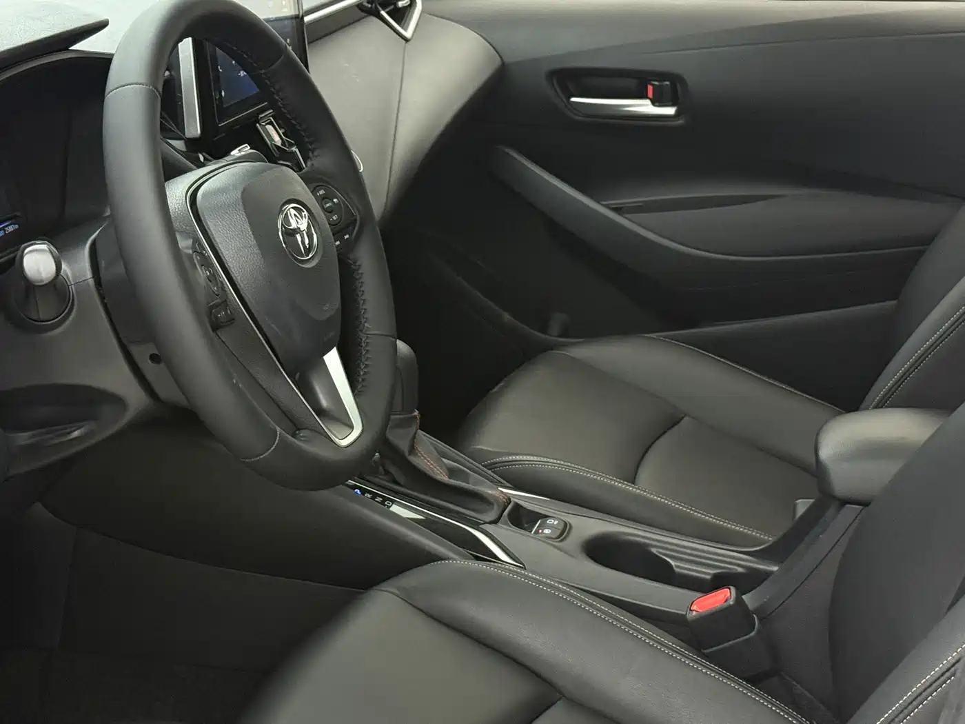 Toyota Corolla 2021 1.2T S-CVT Elite PLUS Edition фото 19