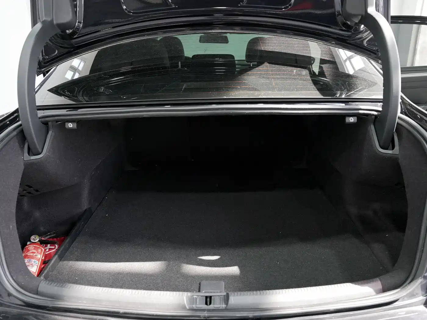 Volkswagen Passat 2017 330TSI DSG Luxury фото 16