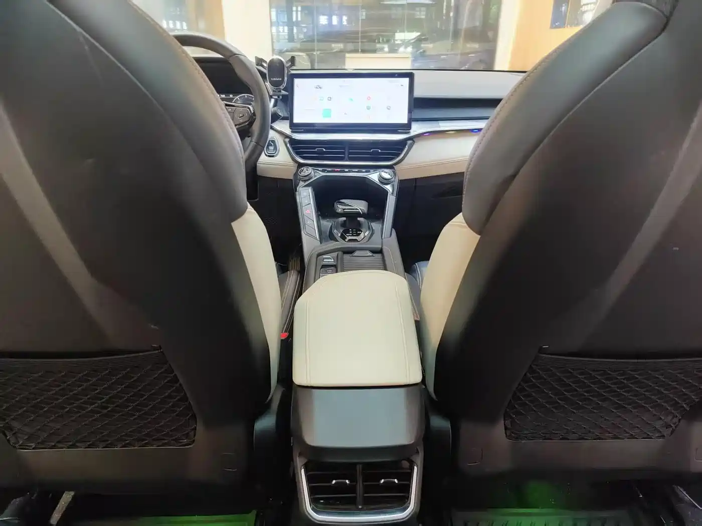 Lynk & Co 06 2023 Remix 1.5T Power Pro фото 13