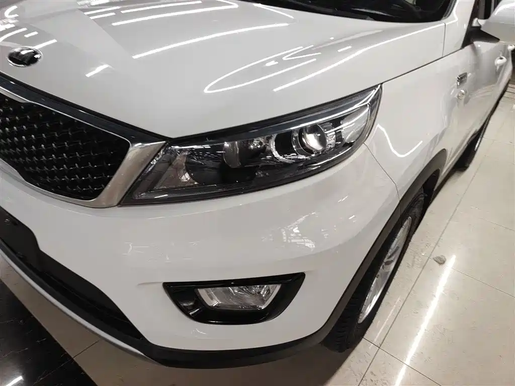 Kia Sportage 2015 2.0L Automatic 2WD GL фото 18