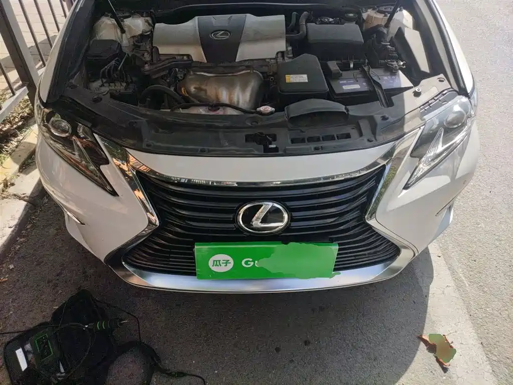 Lexus ES 2015 200 Elite Edition фото 16
