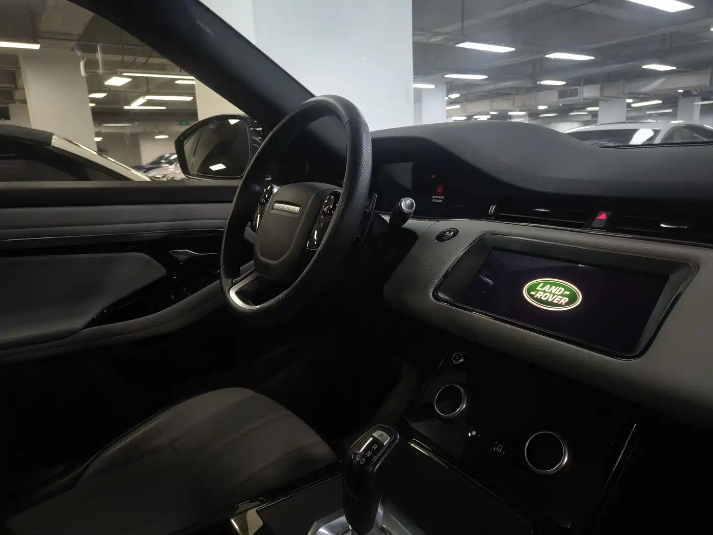 Land Rover Range Rover Evoque 2020 249PS R-DYNAMIC S Sport Edition фото 15