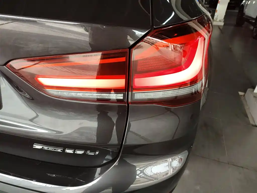 BMW X1 2021 sDrive25Li Leading фото 8