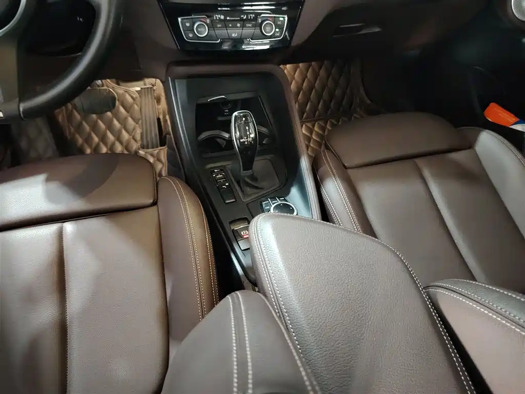 BMW X1 2021 sDrive25Li Leading фото 14