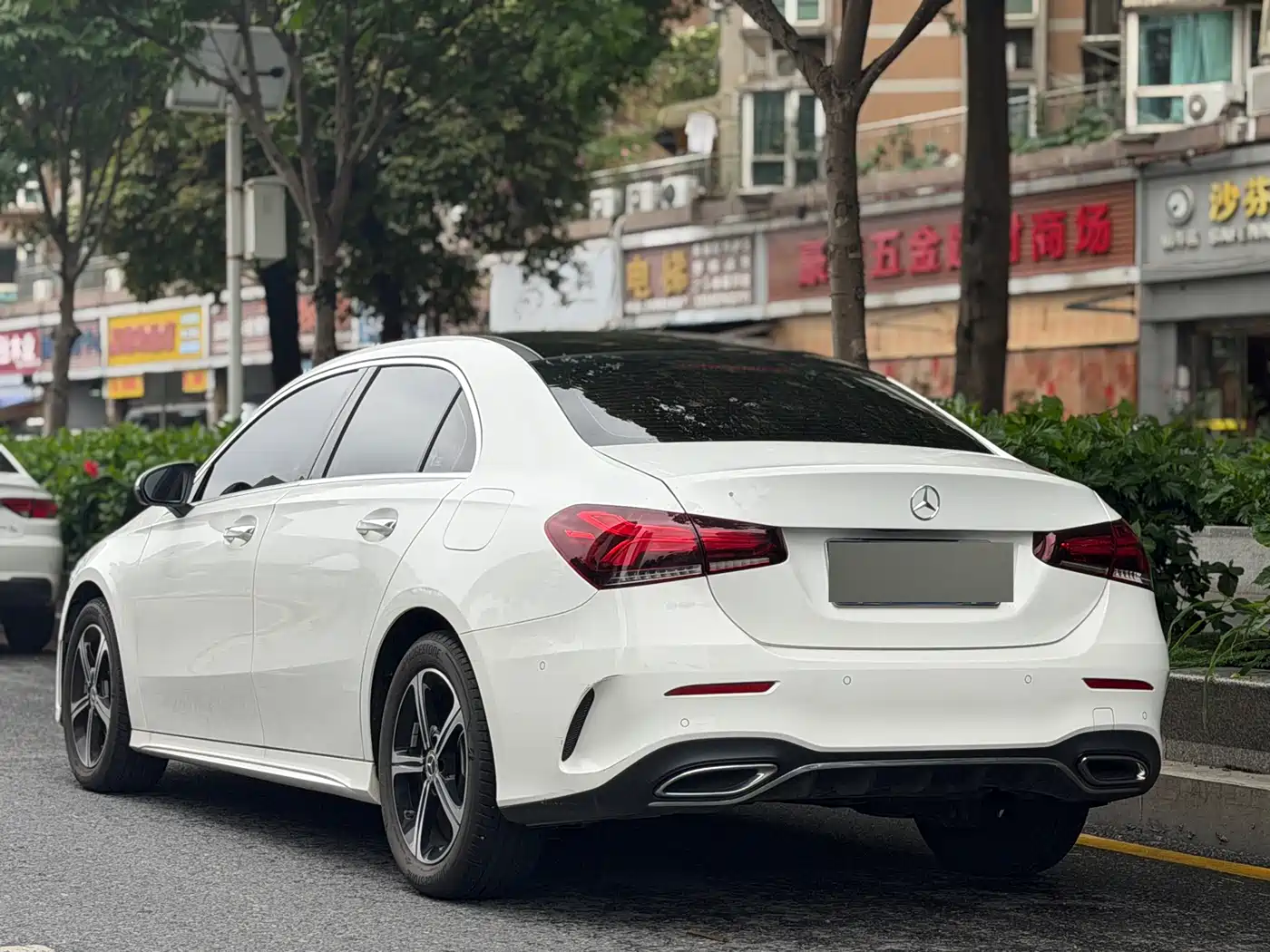 Mercedes-Benz A-Class 2022 Facelift II A 200 L Sport Sedan Fashion фото 12