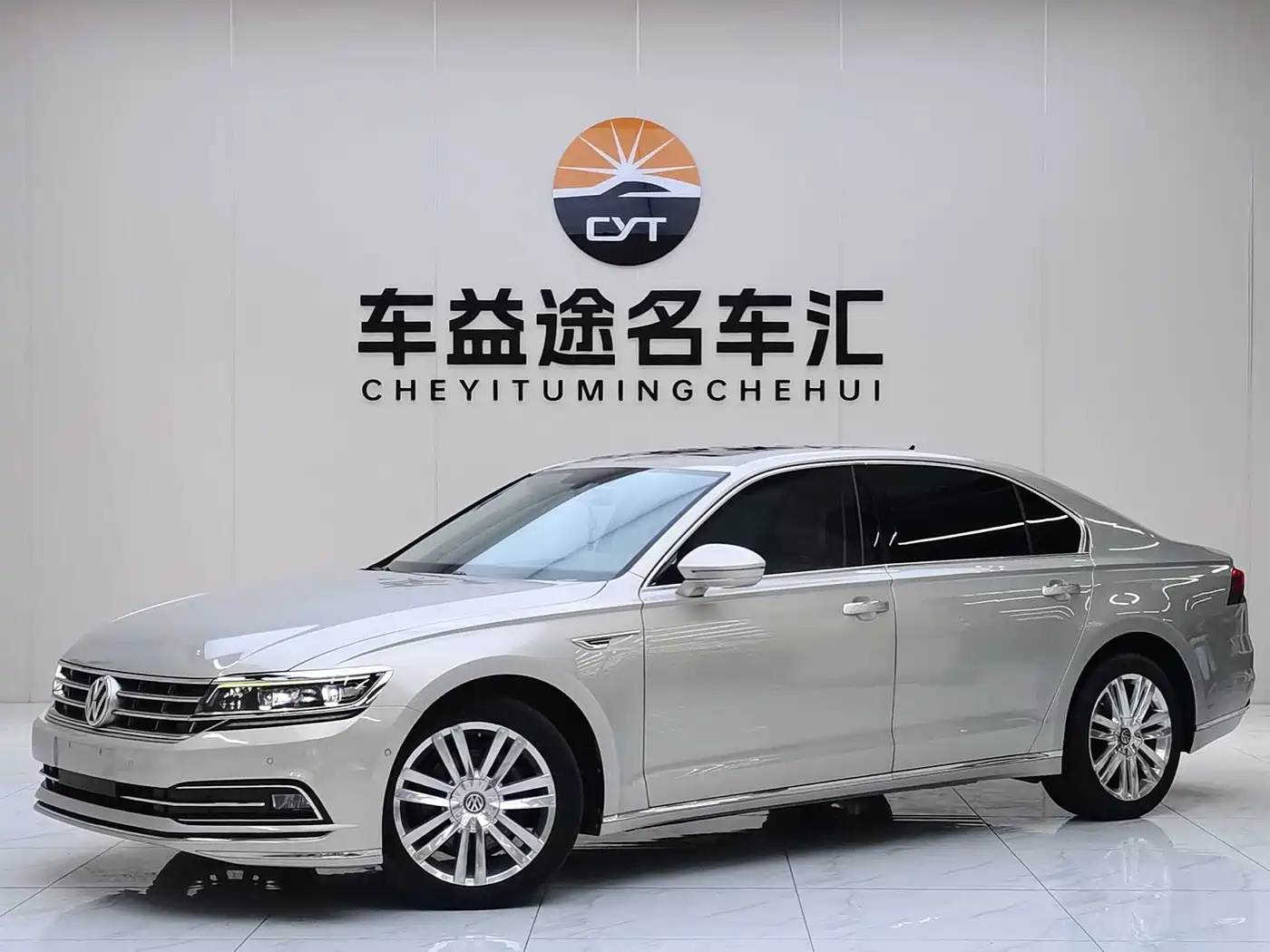 Volkswagen Phideon 2016 380TSI 2WD Executive Edition