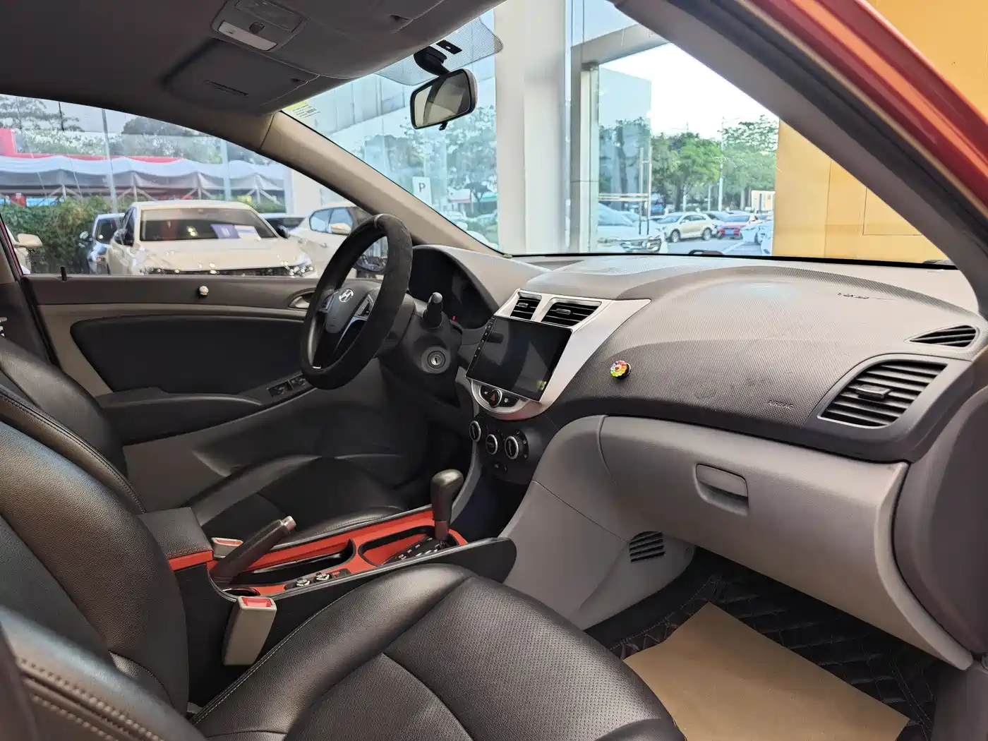Hyundai Verna 2016 1.4L Automatic Smart GLS фото 30