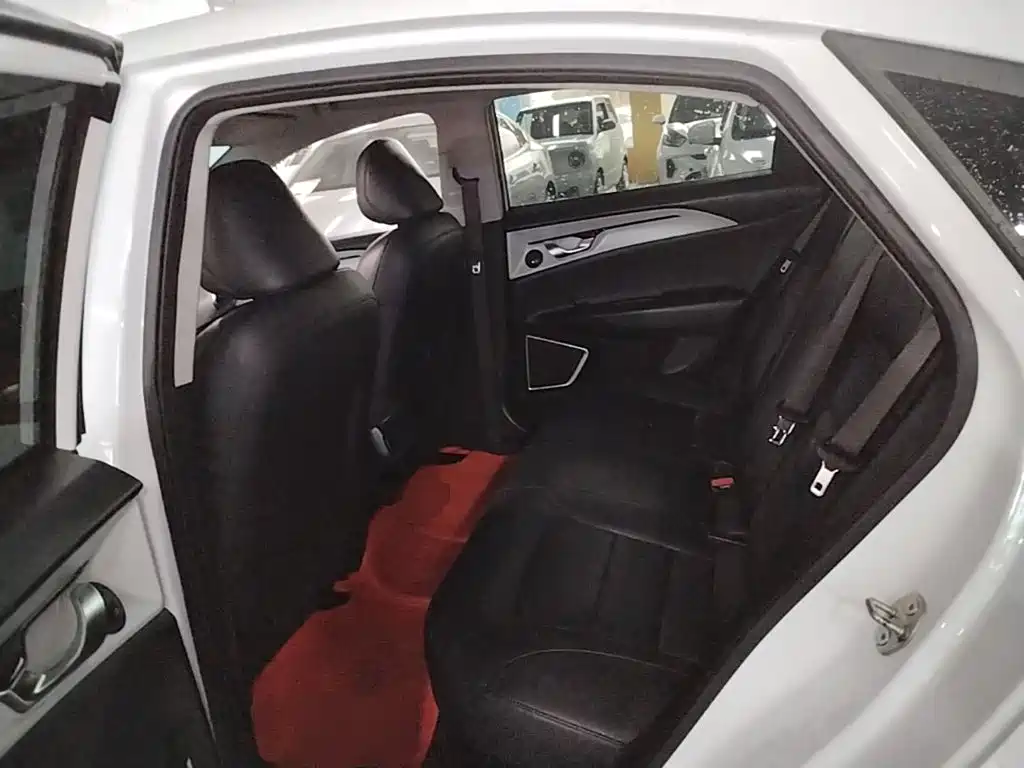 Photo 17 - Geely Geometry A