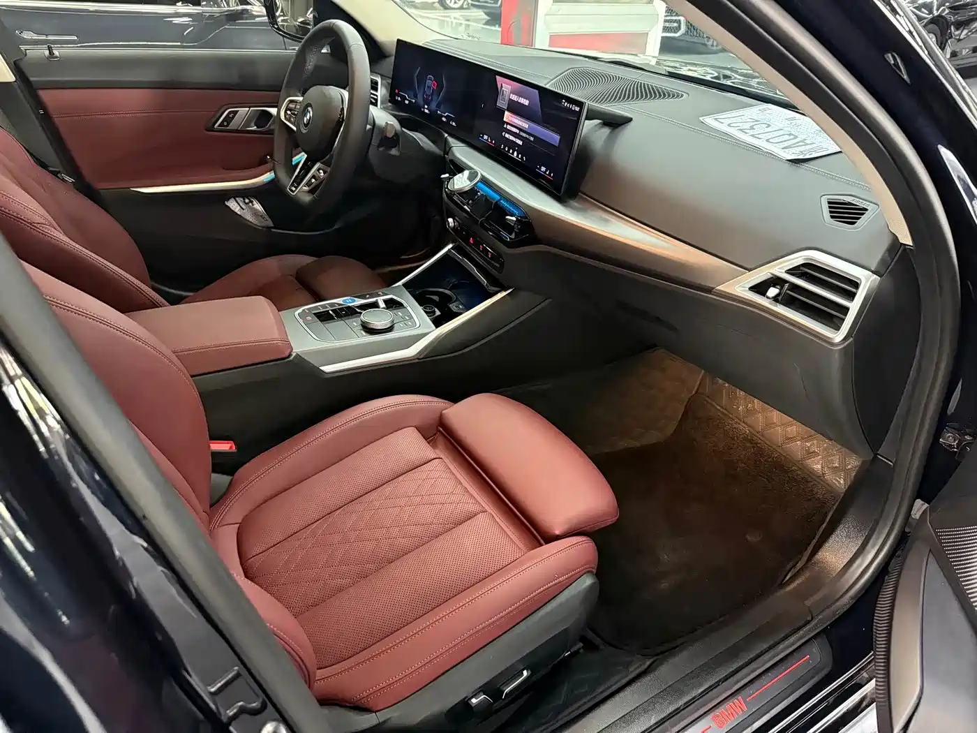 BMW i3 2025 eDrive 35 L фото 10