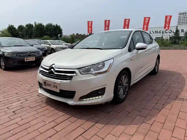 Citroën Citroën C4L 2014 1.8L Smart Drive Automatic Sport