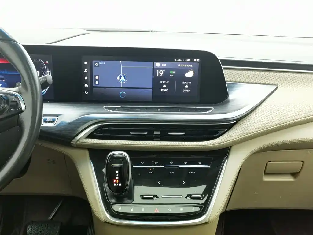 Buick GL8 2021 ES Landlord 653T Premium фото 12