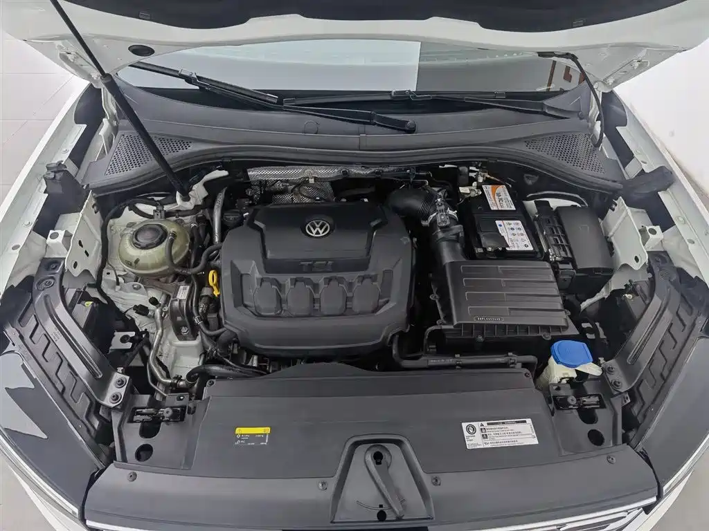 Volkswagen Tayron 2020 330TSI 2WD Luxury Smart Edition фото 6