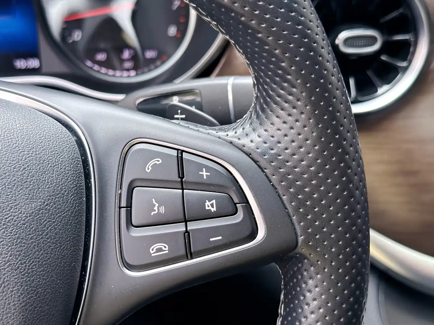 Mercedes-Benz V-Class 2021 V 260 L Long Wheelbase Luxury Edition фото 25