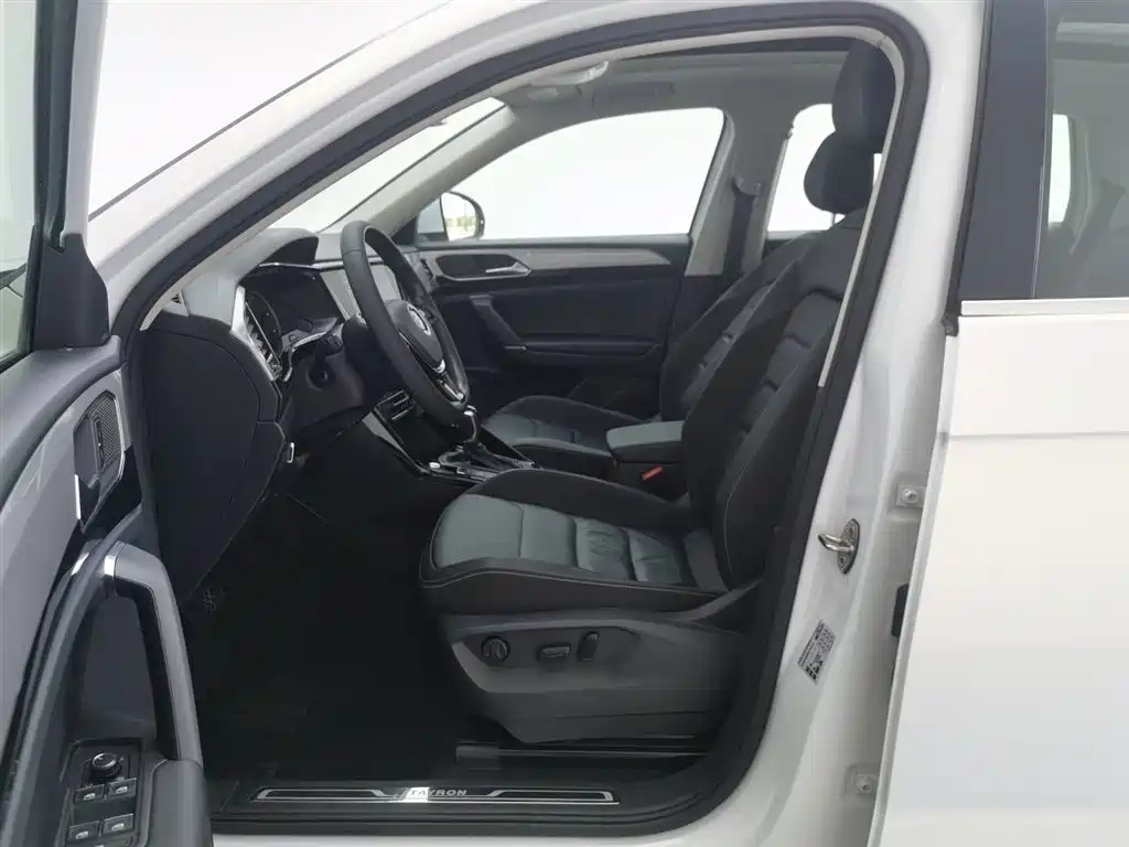 Volkswagen Tayron 2020 330TSI 2WD Luxury Smart Edition фото 10