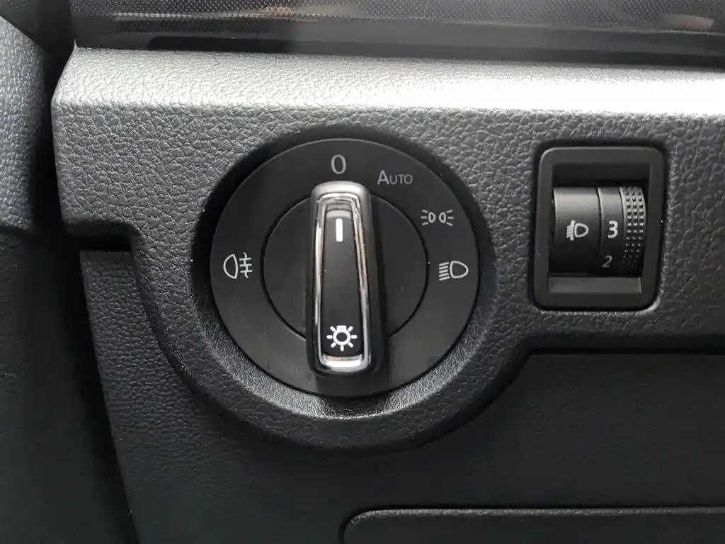 Volkswagen Tharu 2025 Model Rising Star 300TSI Aspiration Edition фото 21