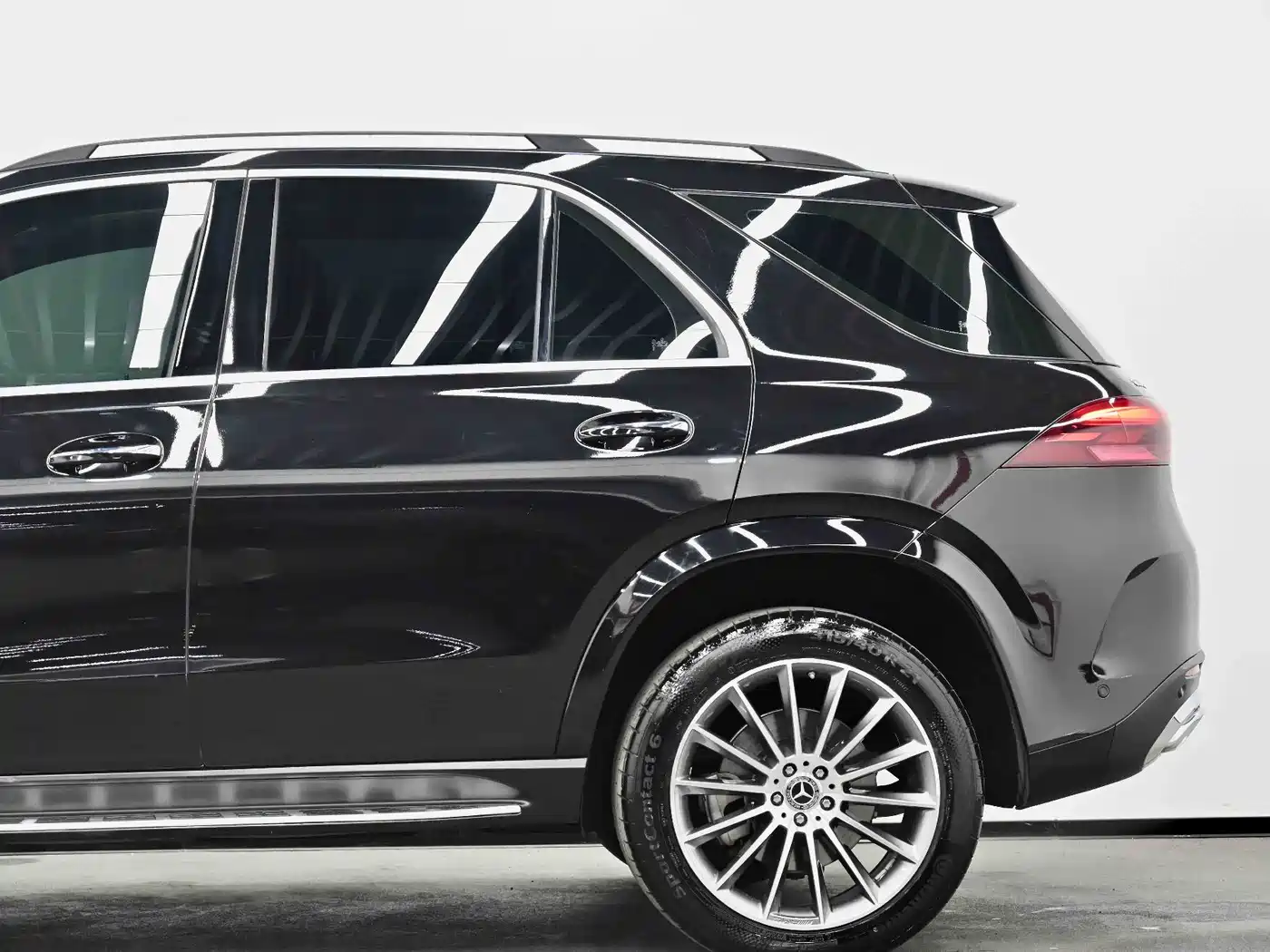 Mercedes-Benz GLE 2024 GLE 450 4MATIC Luxury фото 38