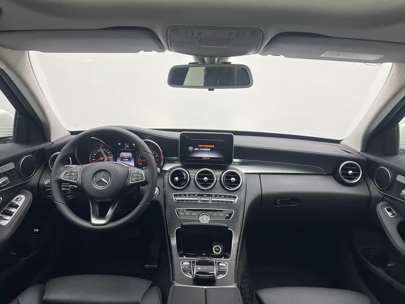 Mercedes-Benz C-Class 2016 C 200 L Sport фото 8