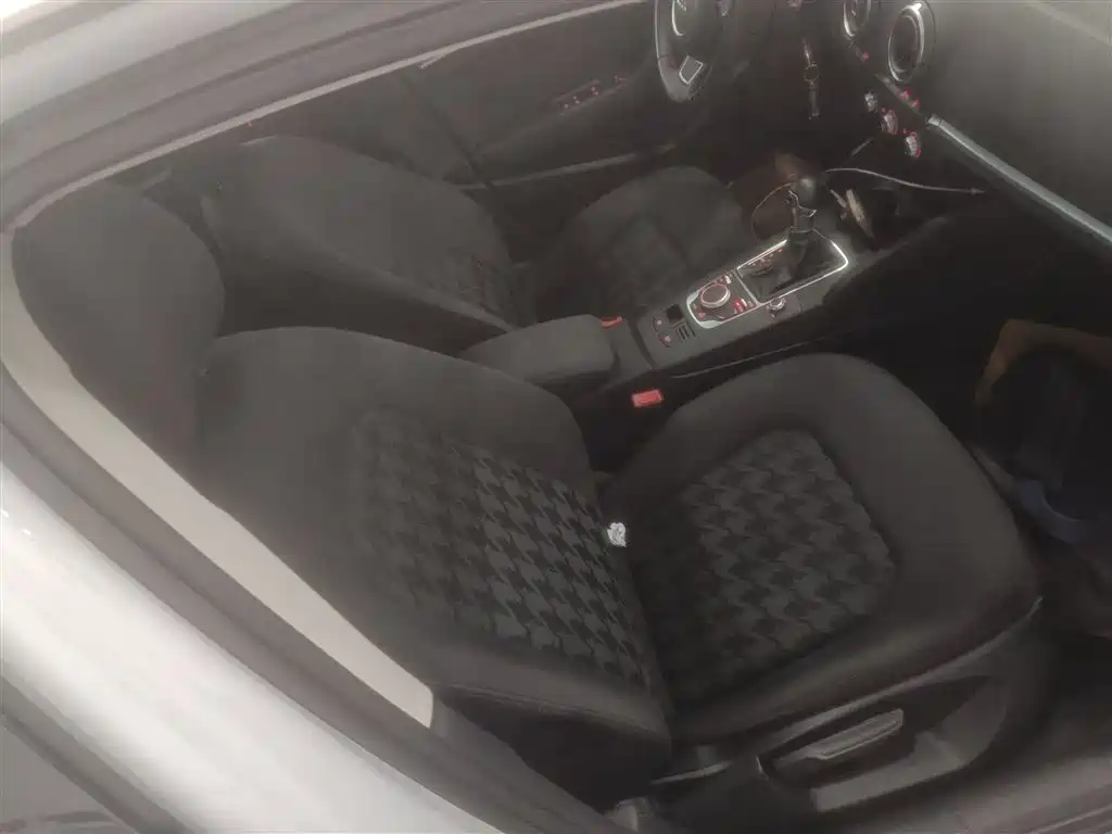 Audi A3 2016 Sportback 35 TFSI Progressive фото 25