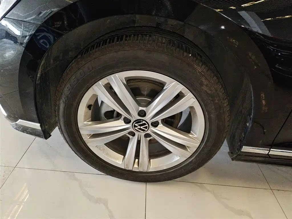 Volkswagen Magotan 2025 Popular Edition 280TSI DSG Comfort фото 23