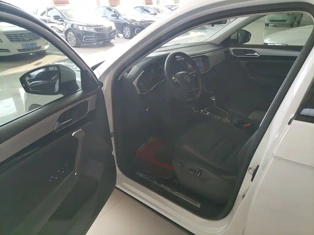 Volkswagen Tayron 2019 330TSI 2WD Luxury China VI фото 12