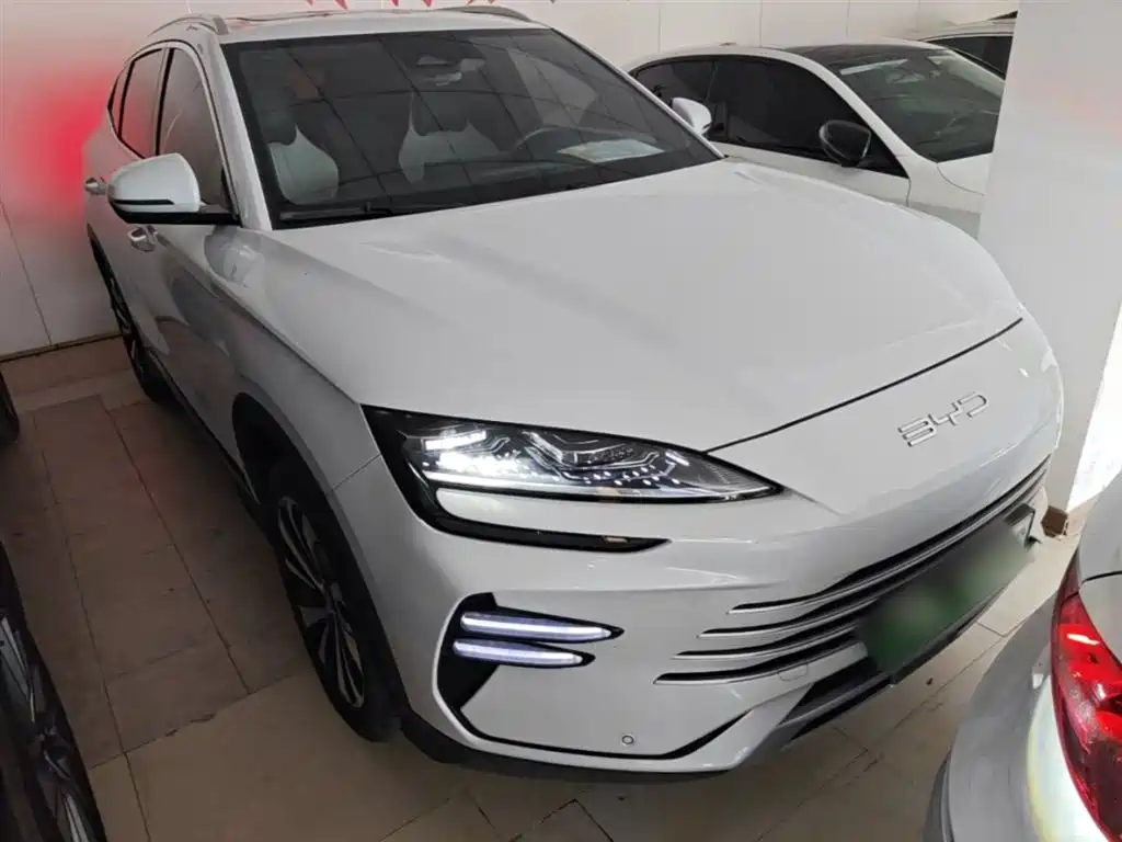 BYD Song PLUS PHEV 2023 Champion Edition DM-i 110KM Flagship PLUS фото 4