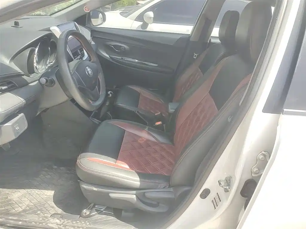 Toyota Vios FS 2017 1.3L Manual Pioneer Edition фото 15