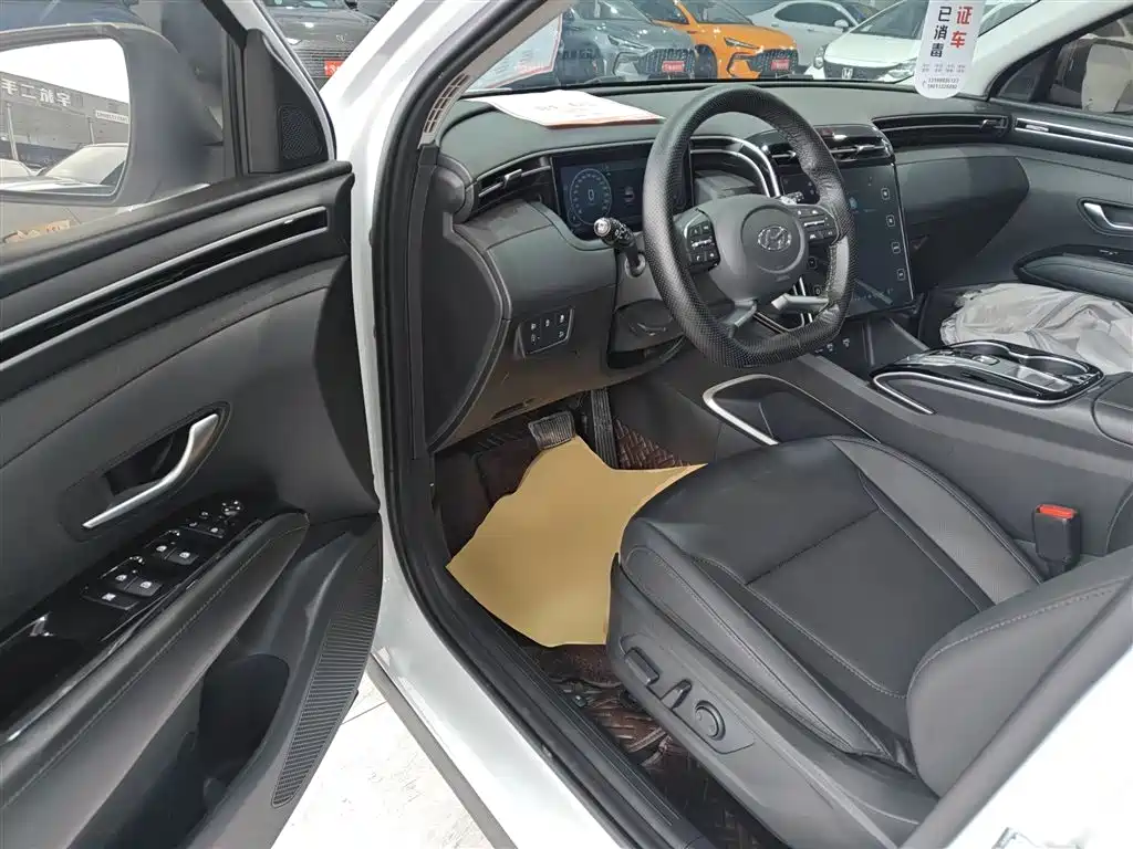 Hyundai Tucson 2022 Tucson L 1.5T DCT LUX Premium N Line фото 16
