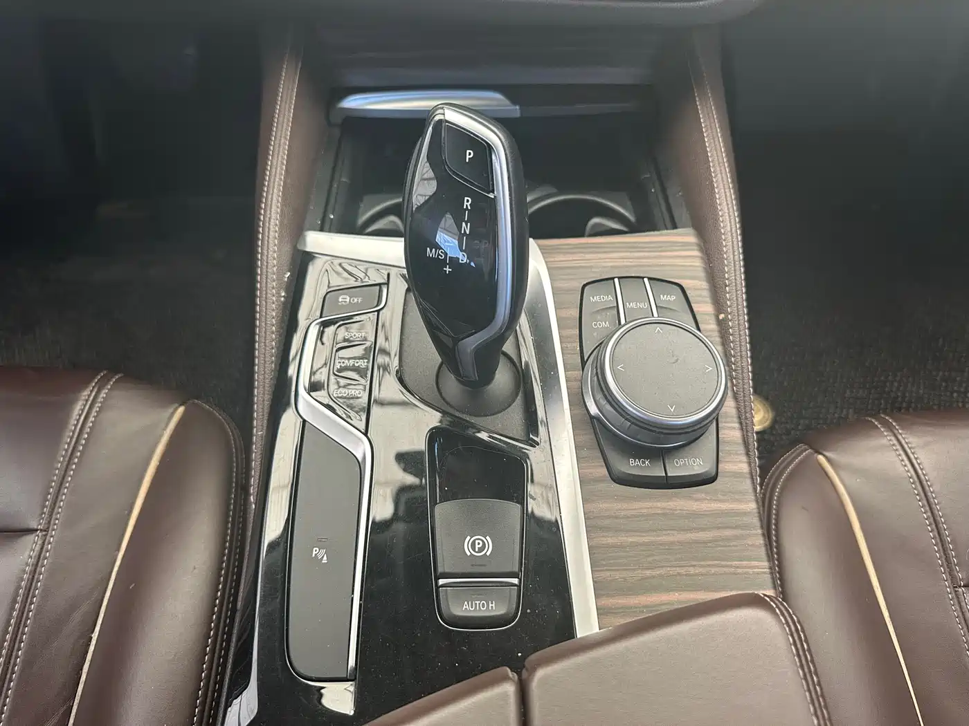 BMW 5 Series 2020 530Li Leading Luxury Package фото 25