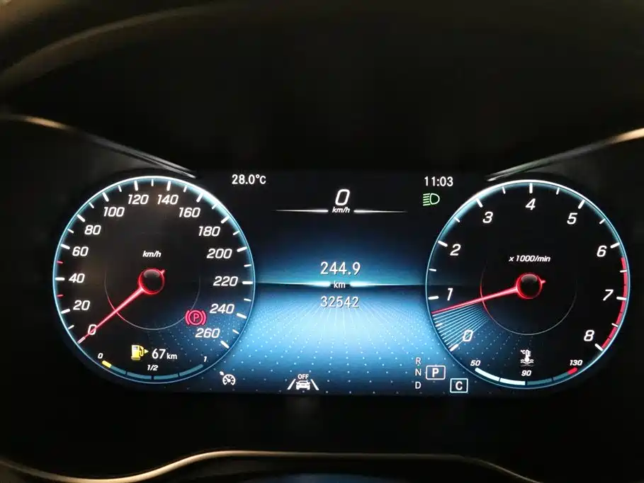 Mercedes-Benz GLC Coupe 2022 Facelift GLC 300 4MATIC Coupe SUV фото 7