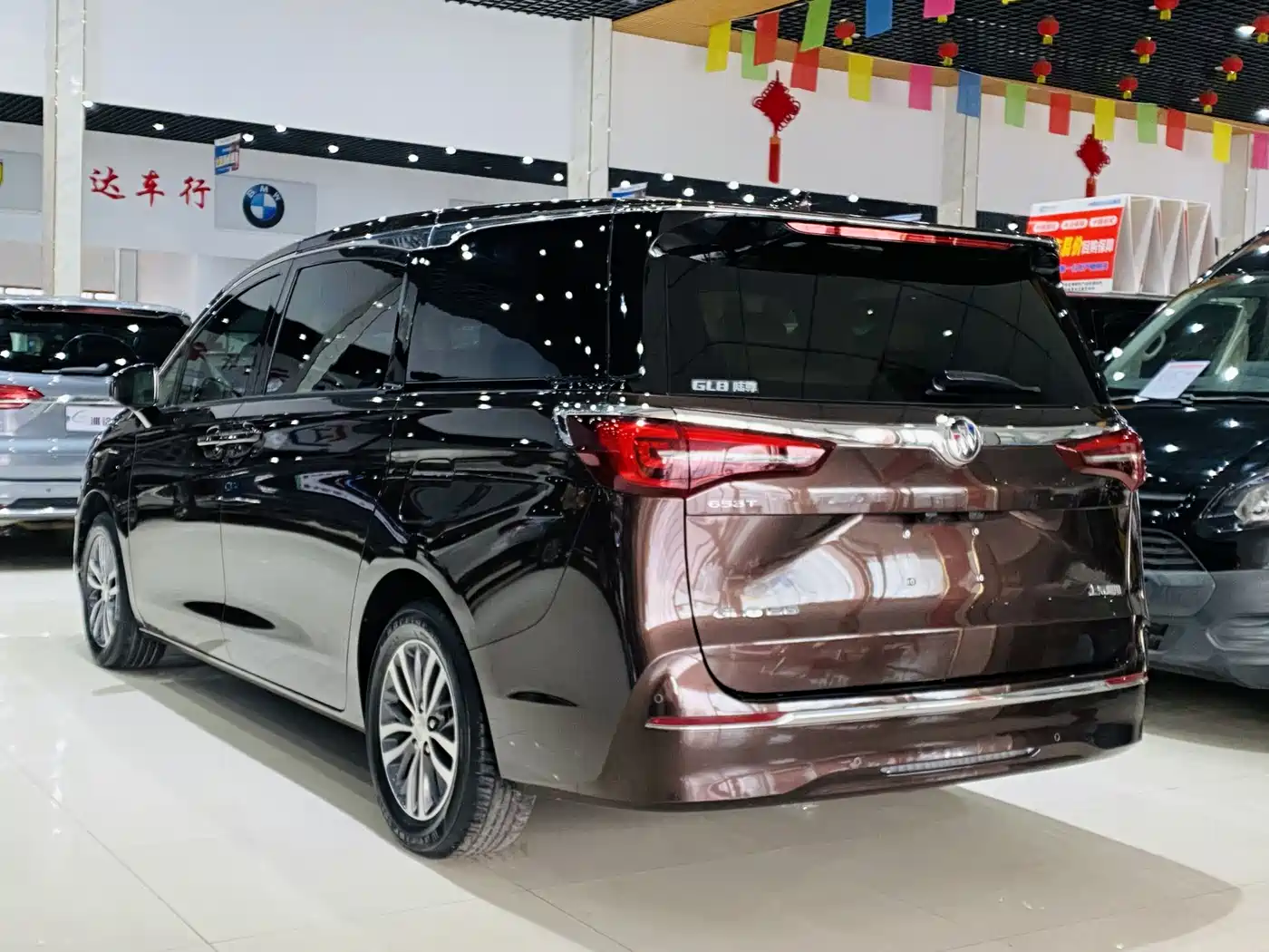 Buick GL8 2021 ES Landlord 653T Premium фото 18