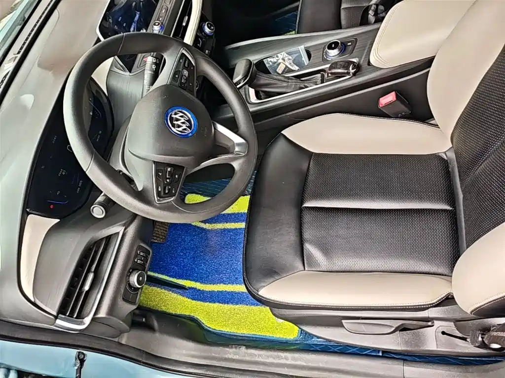 Buick Velite 6 2020 Plug-in Hybrid Connected Fashion Edition фото 16