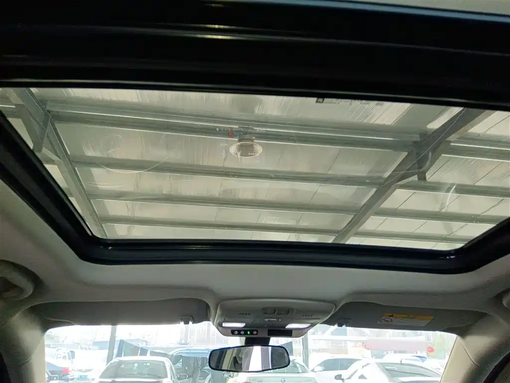 Buick Envision Plus 2020 20T FWD Leading фото 14