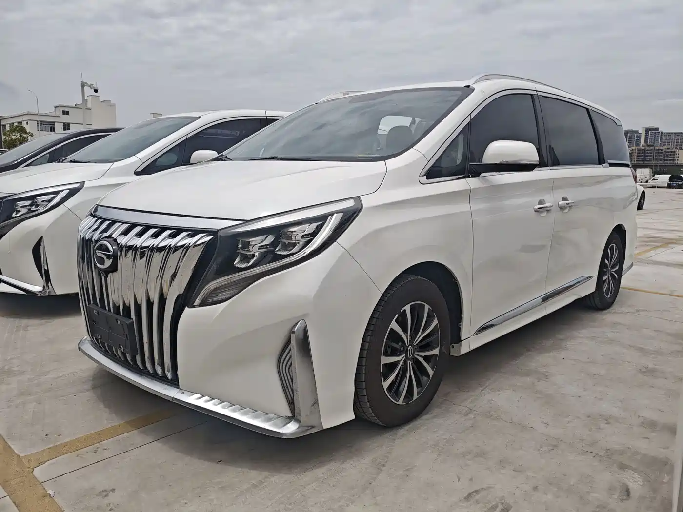 GAC Trumpchi Trumpchi M8 2021 Facelift Leading Series 390T Luxury Edition