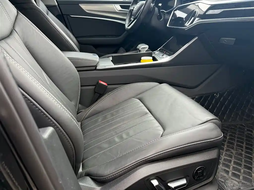 Audi A6L 2023 Facelift 45 TFSI Premium Dynamic фото 6