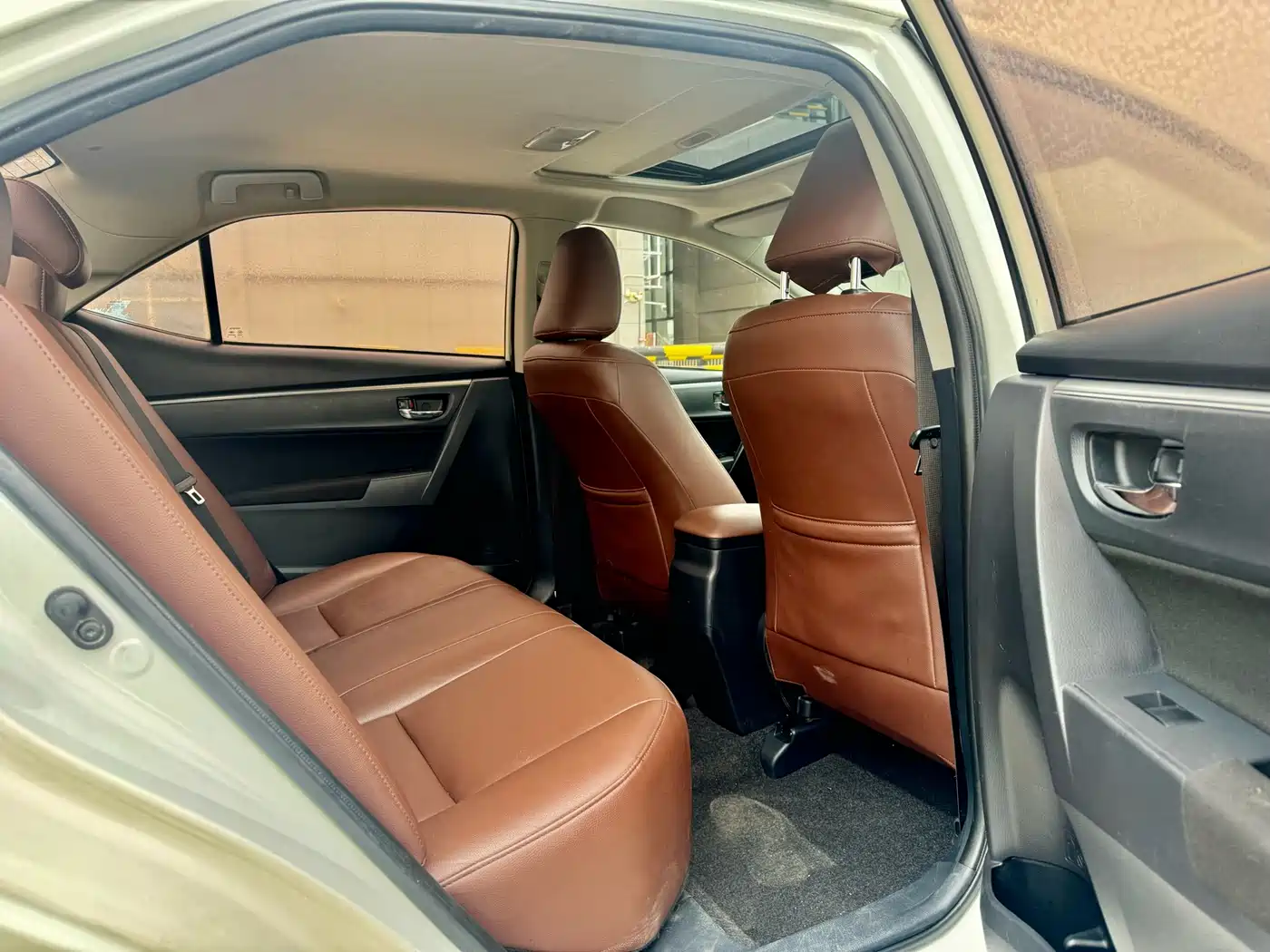 Toyota Levin 2016 1.6G CVT Elite Edition фото 13