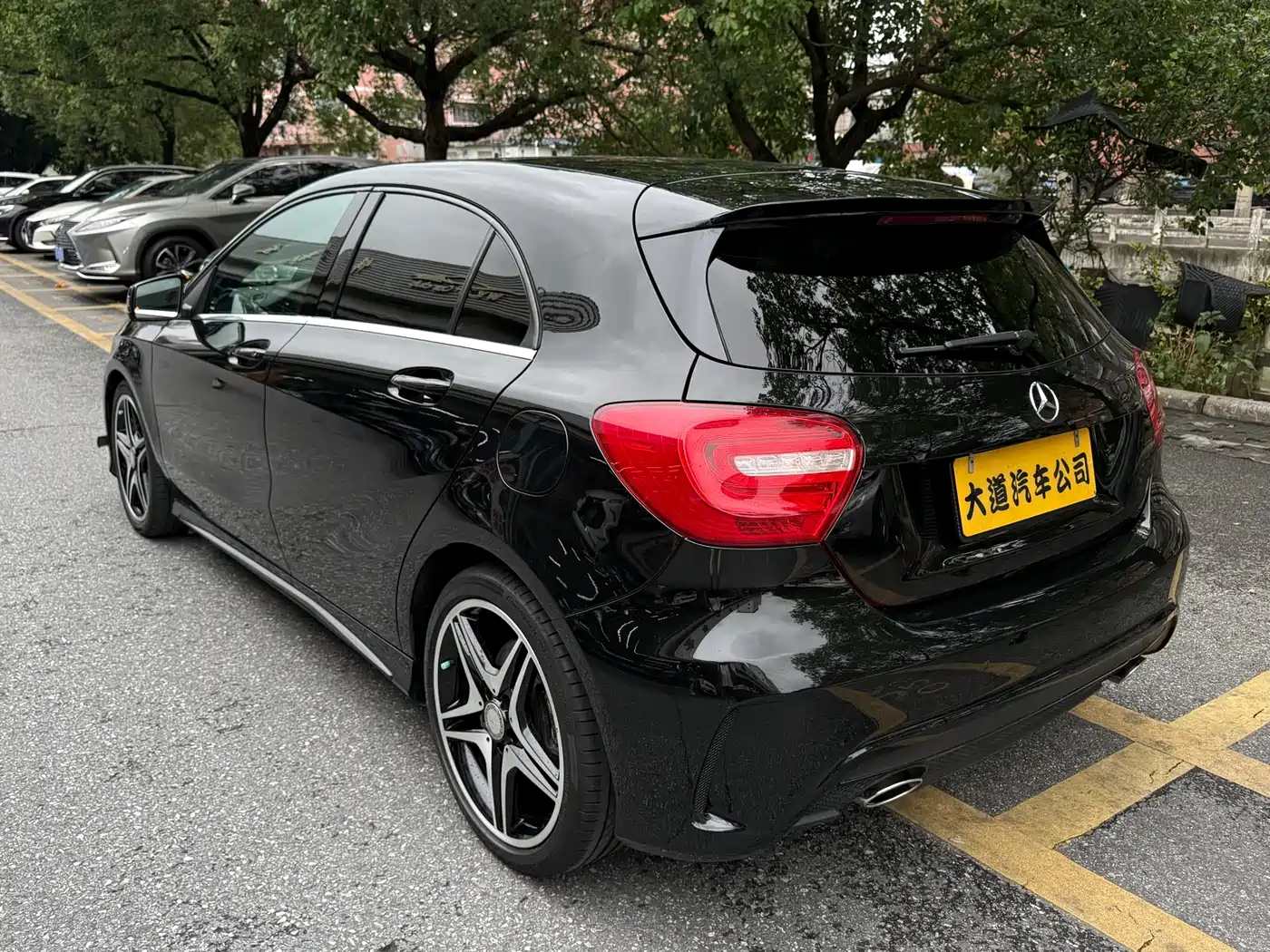 Mercedes-Benz A-Class (Import) 2016 A 260 Sport фото 5