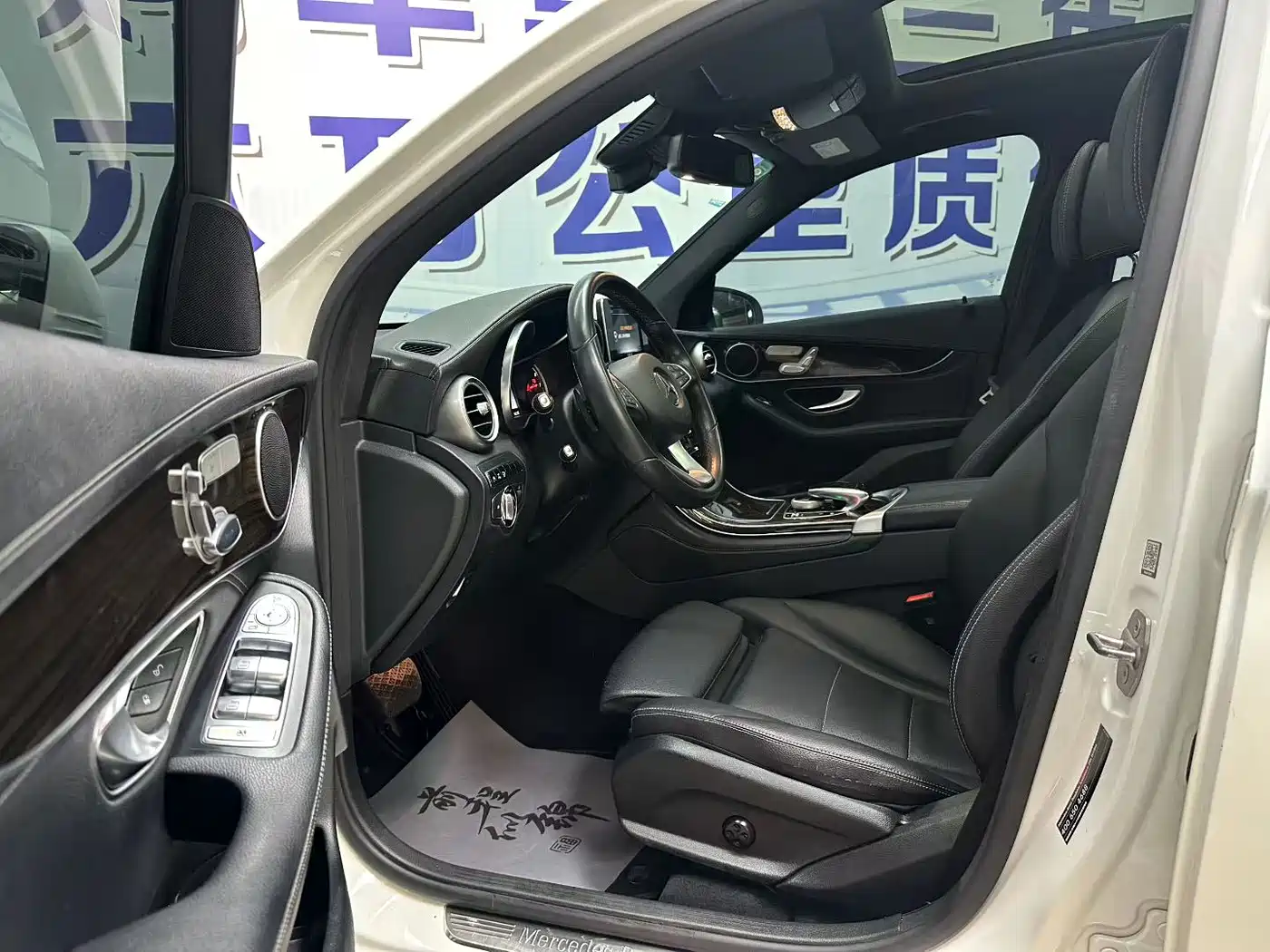 Mercedes-Benz GLC 2016 GLC 260 4MATIC Dynamic фото 7